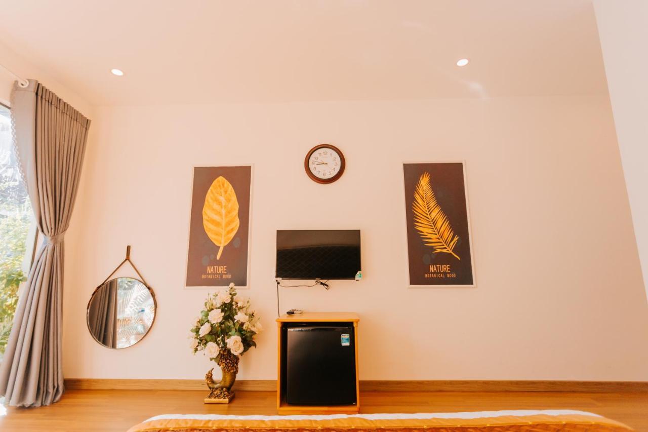 Window Homestay Kon Tum Exterior photo