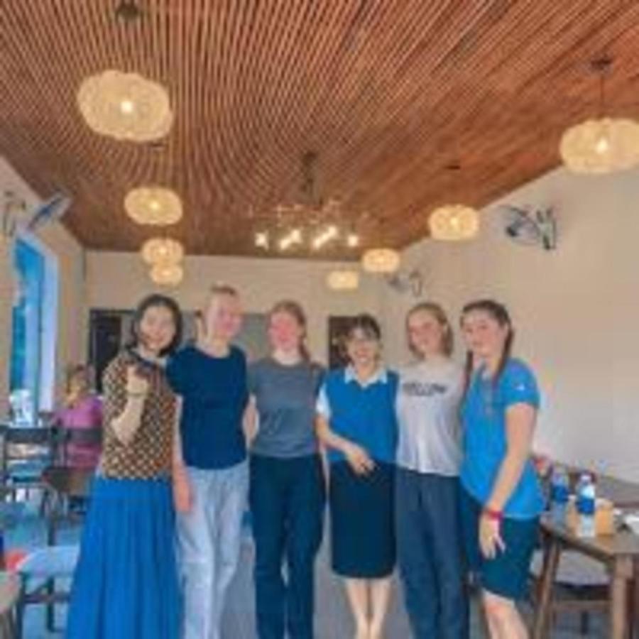 Window Homestay Kon Tum Exterior photo